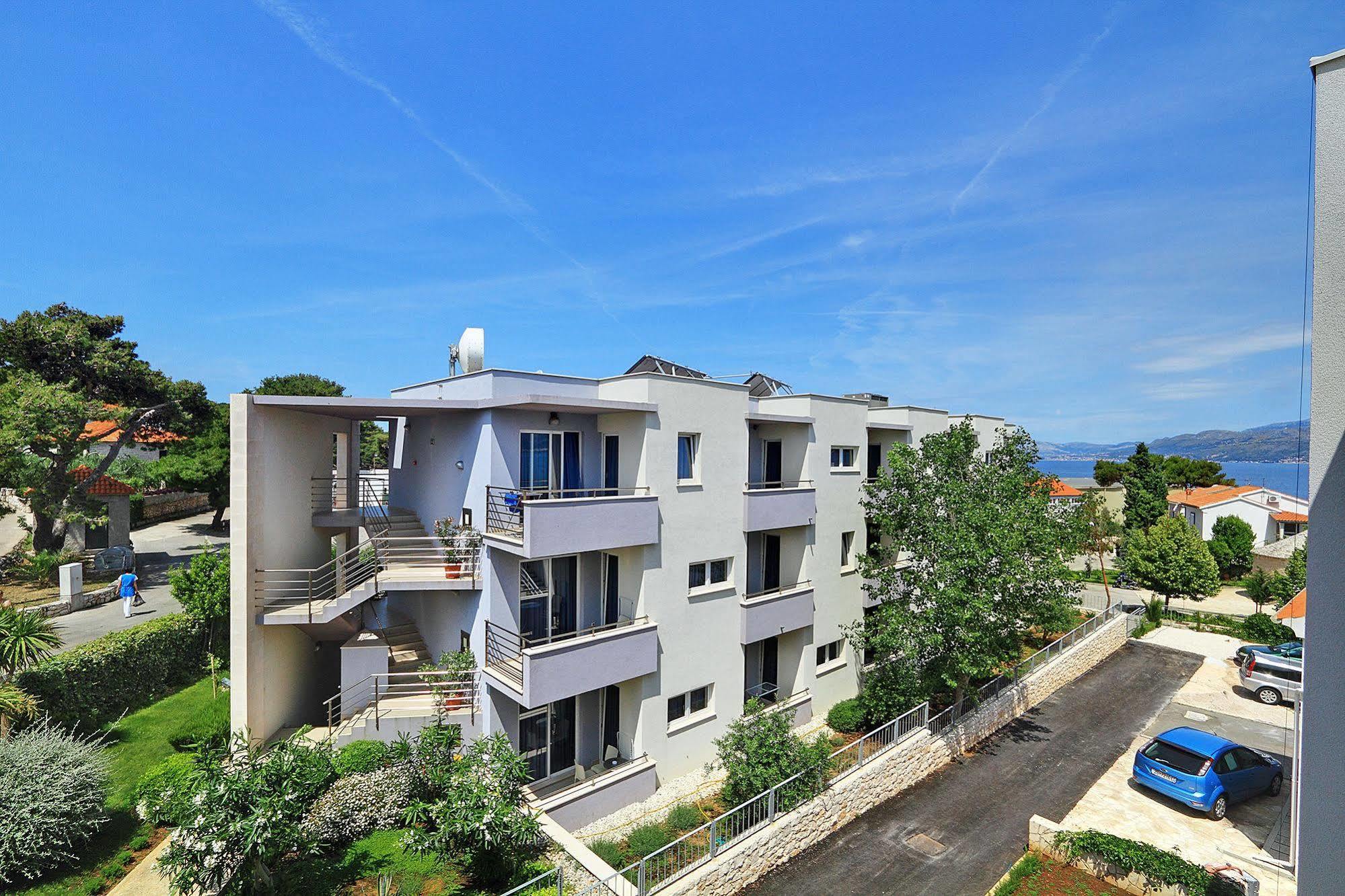 Apartmani Marija Postira Exterior photo